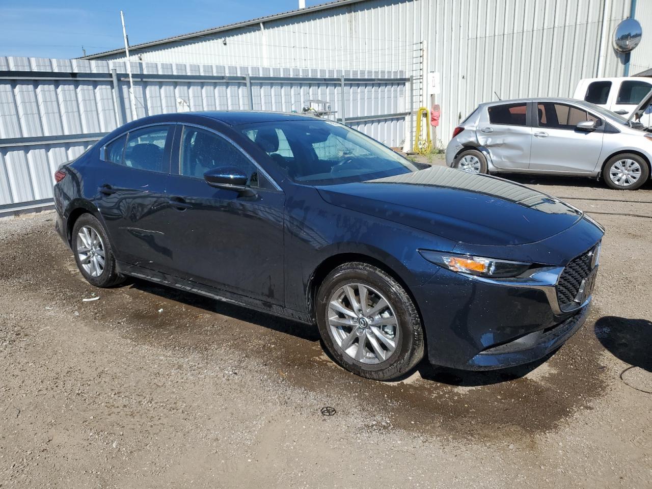 2025 Mazda 3 Select Sport - Фото 4