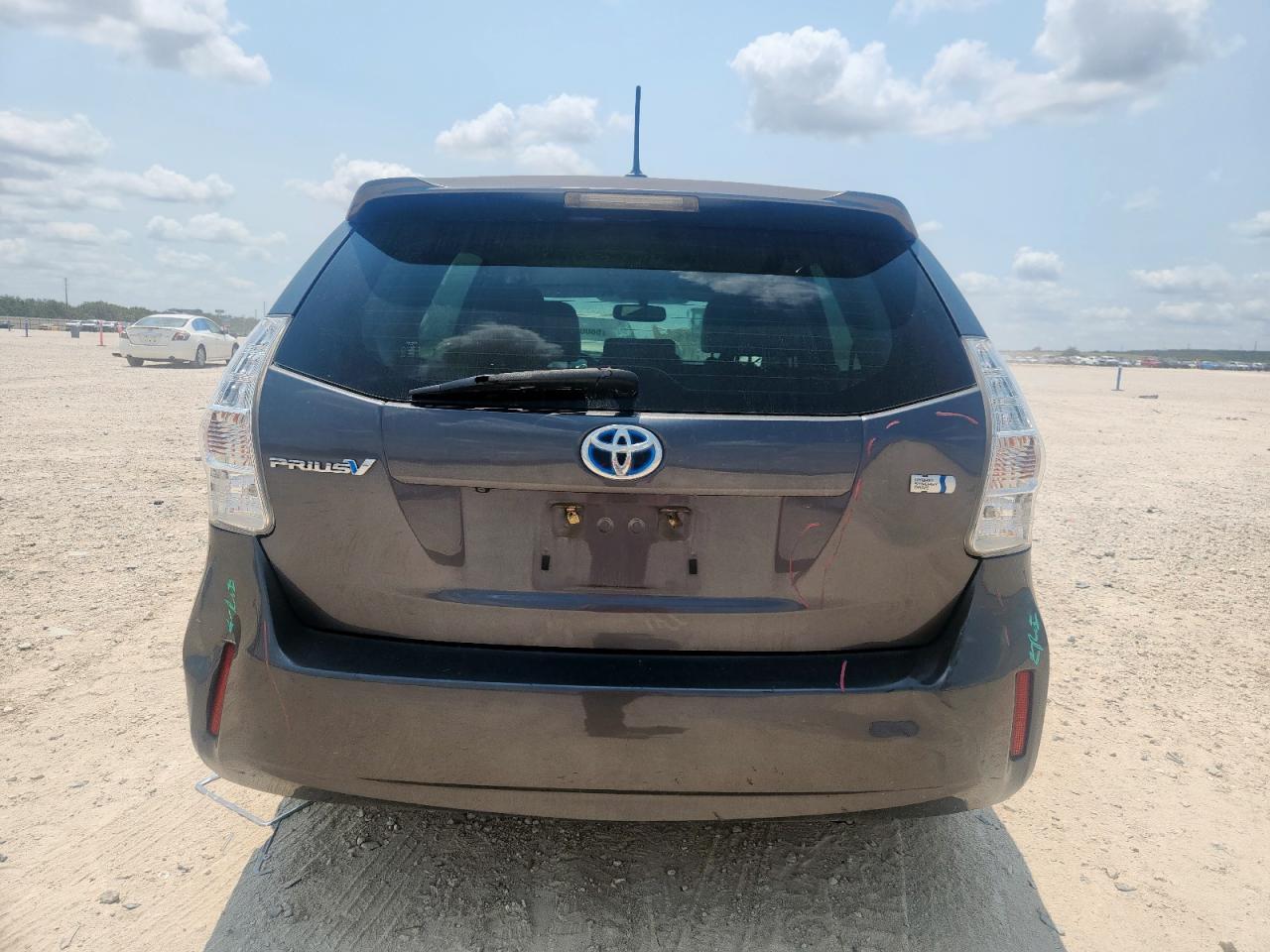 2014 Toyota Prius V - Фото 6