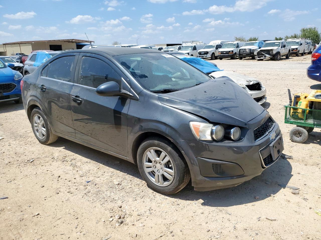 2014 Chevrolet Sonic Lt - Image 4