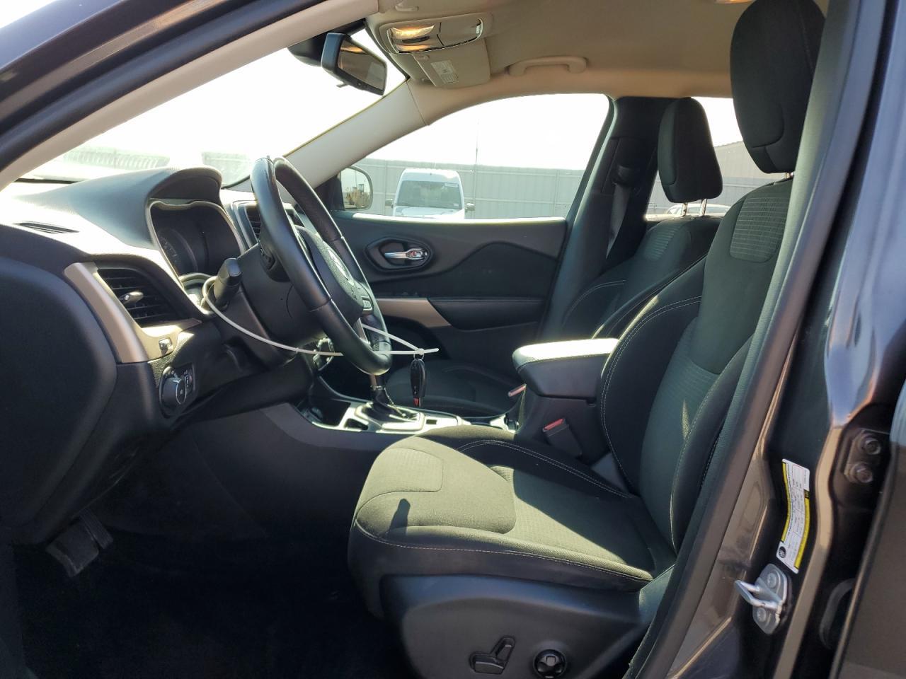 2017 Jeep Cherokee Latitude - Фото 7