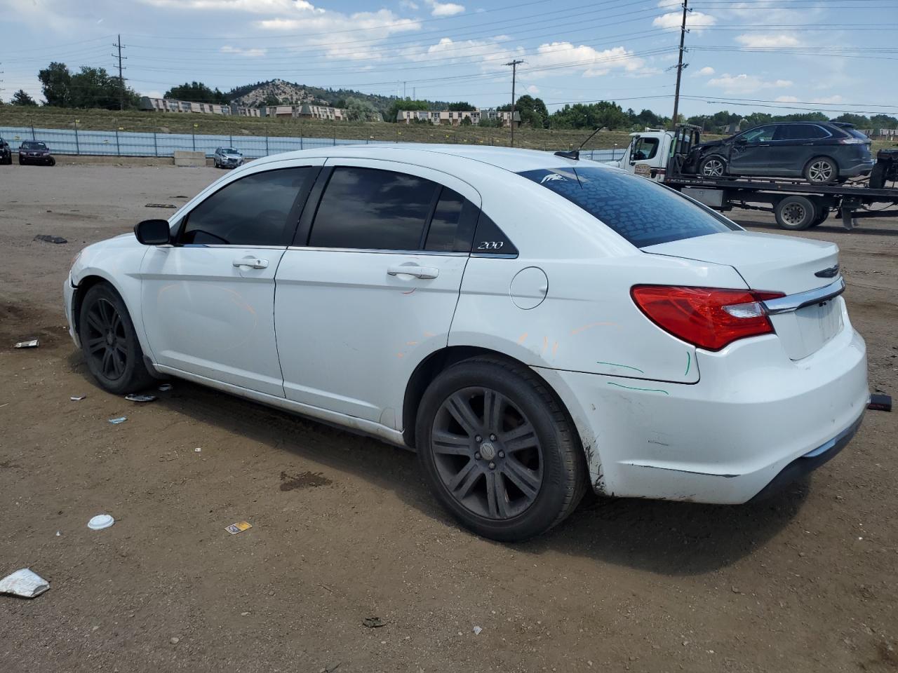 2013 Chrysler 200 Lx - Image 2