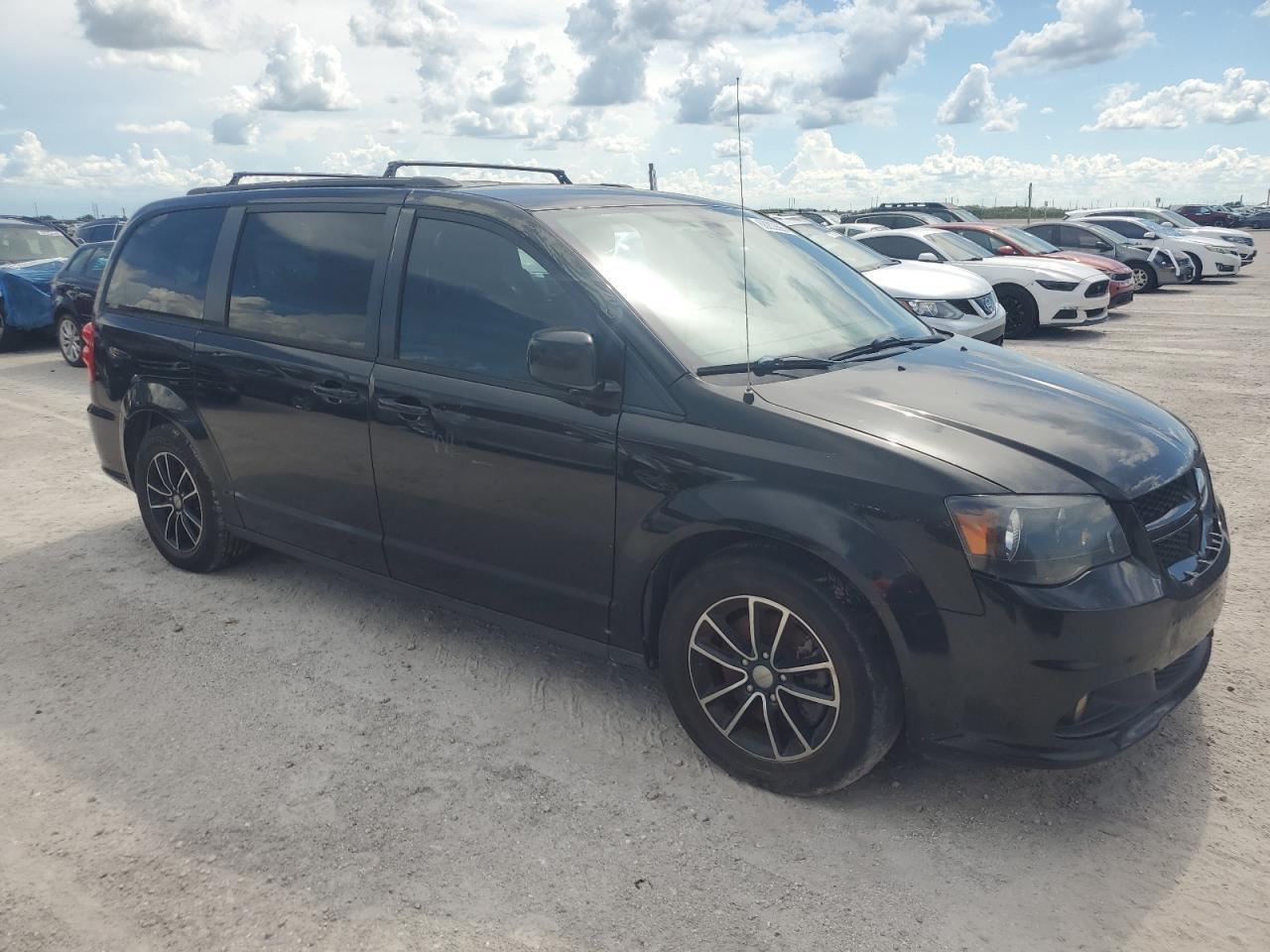 2018 Dodge Grand Caravan Gt - Фото 4