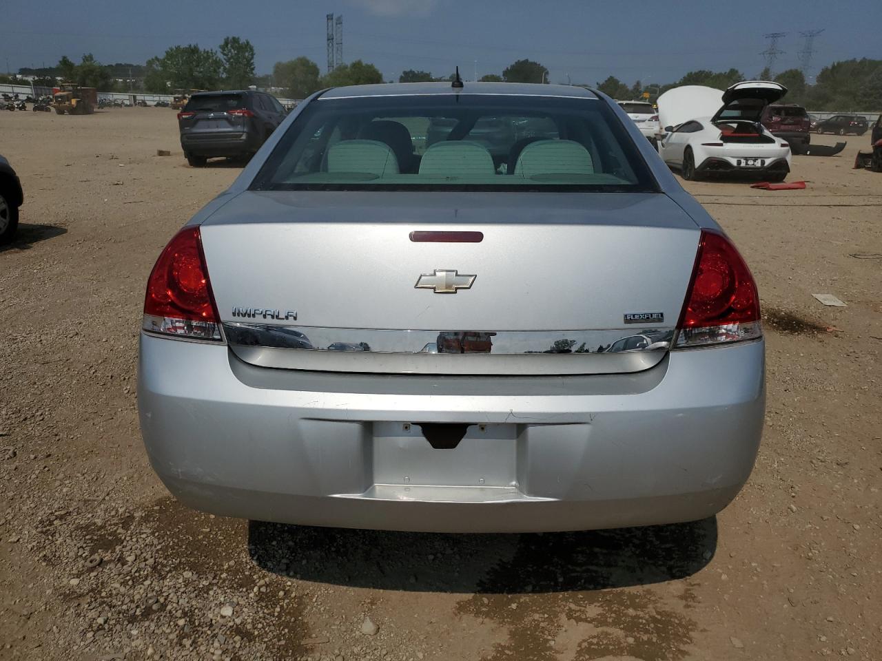 2011 Chevrolet Impala Ls - Image 6