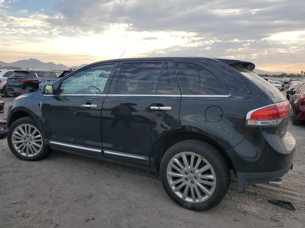 2011 Lincoln Mkx - Фото 2