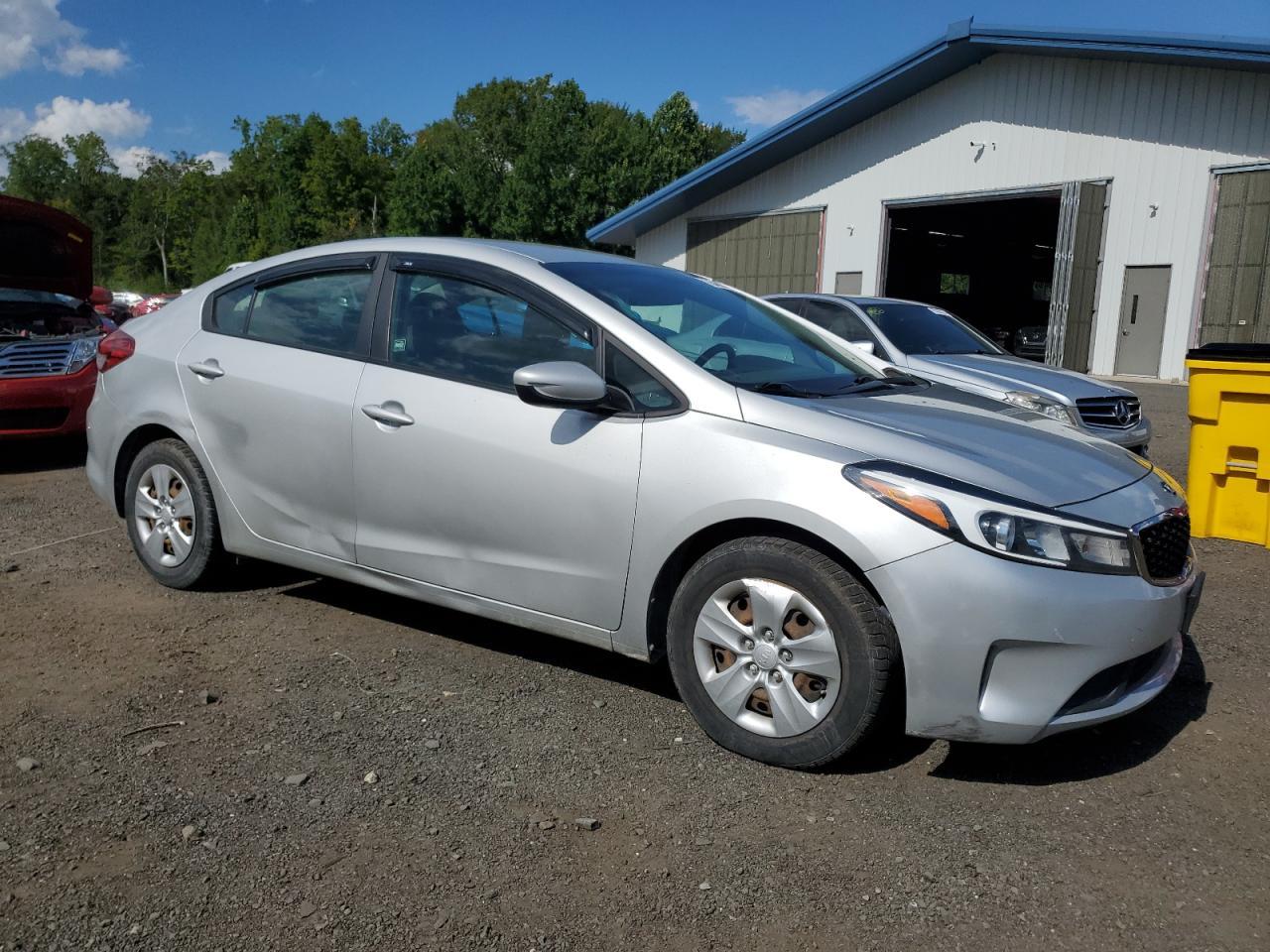 2018 Kia Forte Lx - Image 4