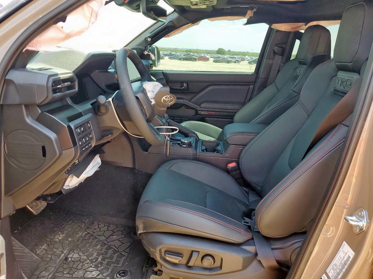 2025 Toyota Tacoma Double Cab - Image 7