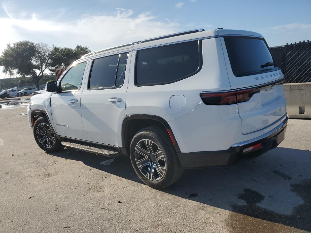 2024 Jeep Wagoneer Series Ii - Image 2