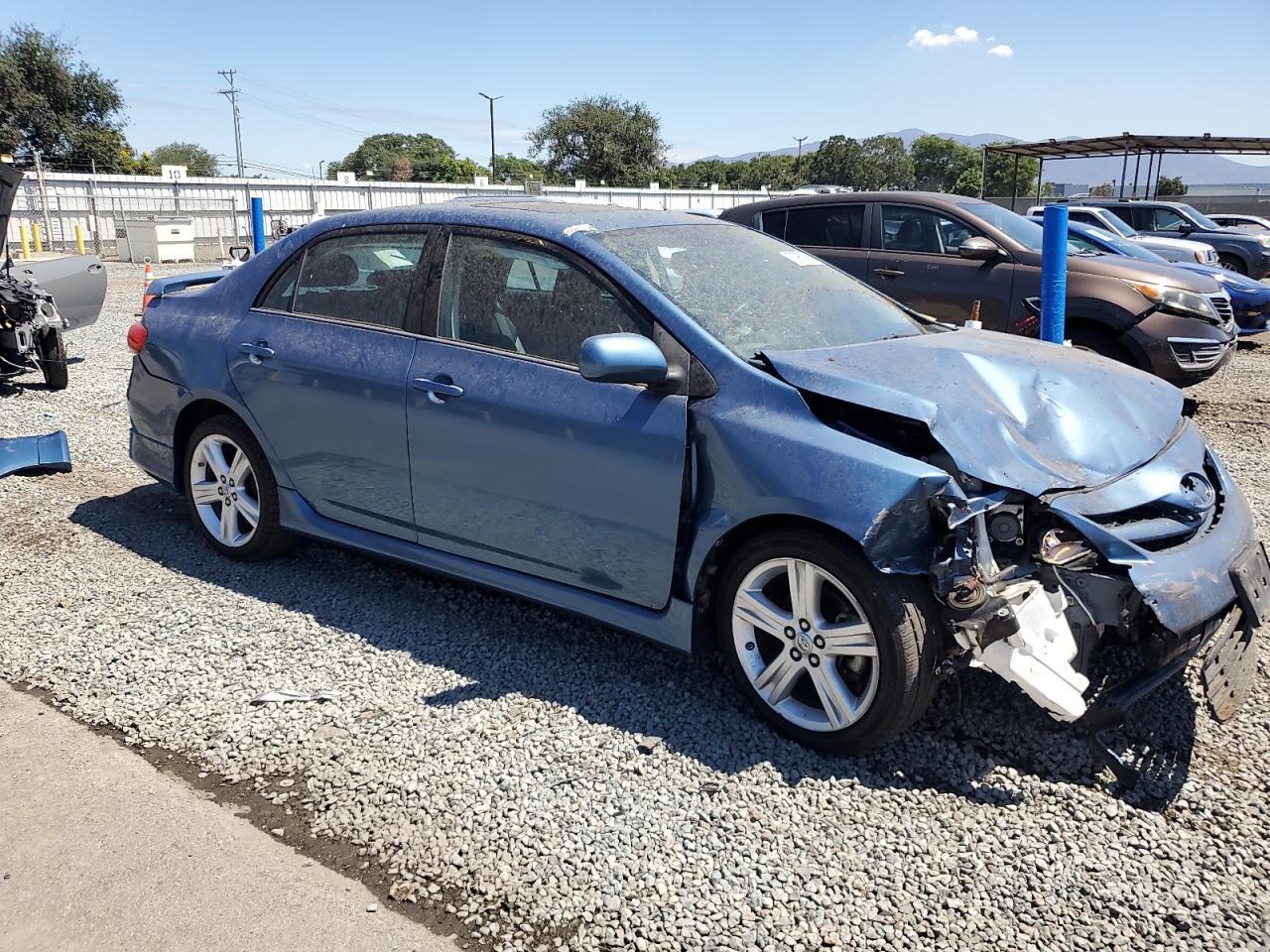 2013 Toyota Corolla Base - Фото 4