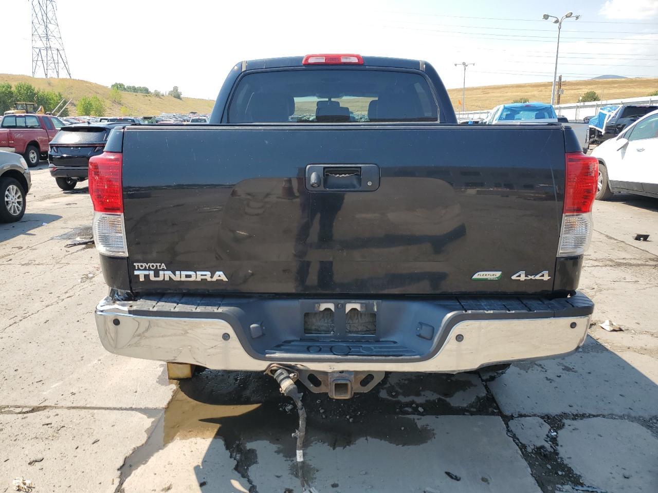 2013 Toyota Tundra Crewmax Limited - Image 6