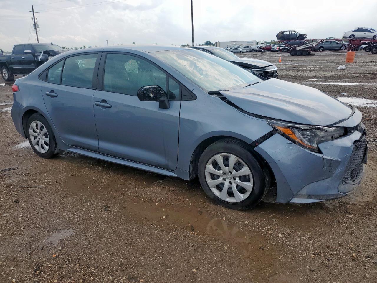 2021 Toyota Corolla Le - Image 4