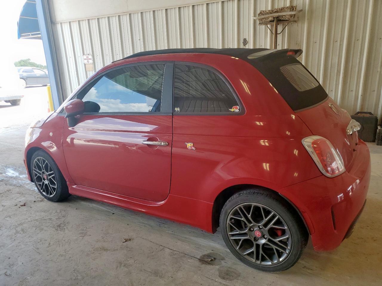 2015 Fiat 500 Abarth - Image 2