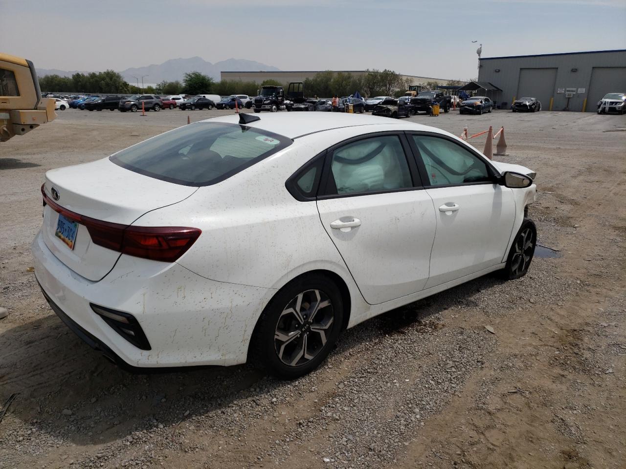 2020 Kia Forte Fe - Фото 3