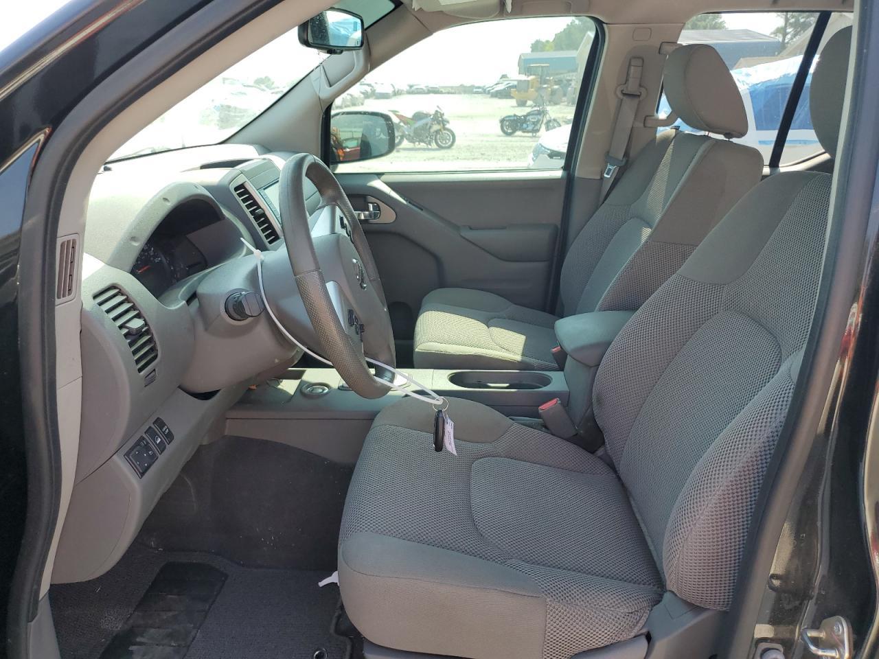 2020 Nissan Frontier S - Фото 7