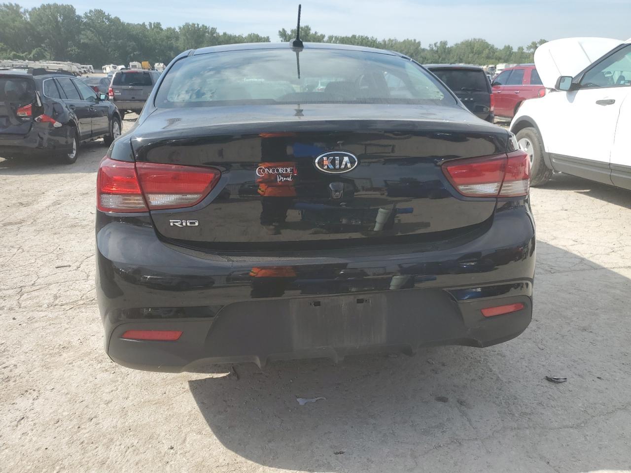 2019 Kia Rio S - Фото 6