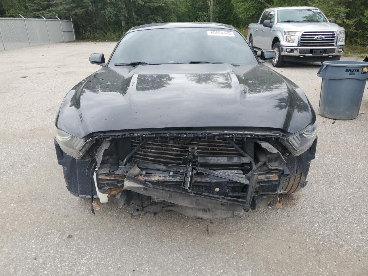 2017 Ford Mustang - Image 5