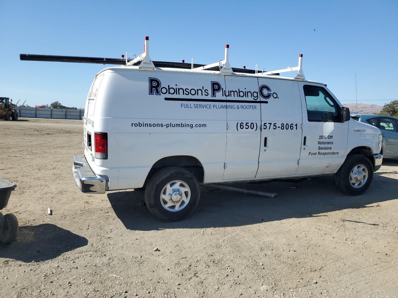 2012 Ford Econoline E350 Super Duty Van - Image 3