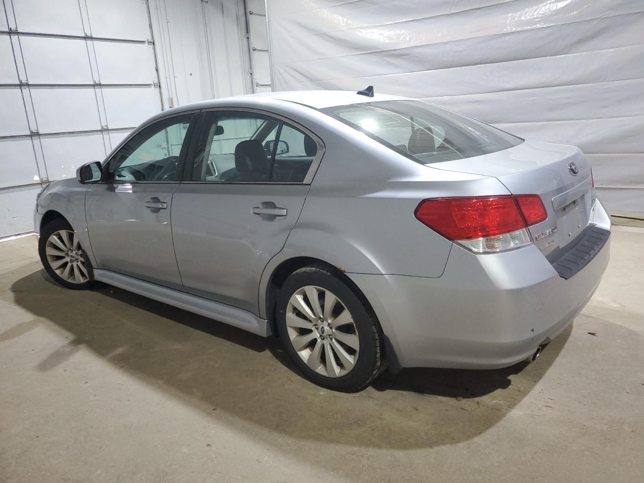 2012 Subaru Legacy 3.6R Limited - Фото 2