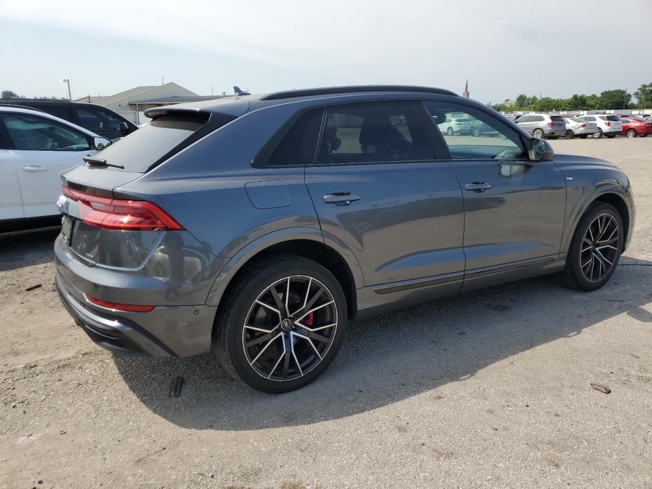 2021 Audi Q8 Premium Plus S-Line - Фото 3