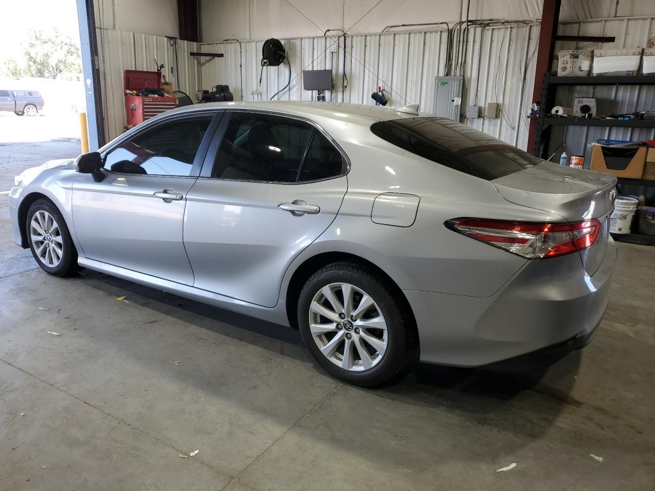 2019 Toyota Camry L - Image 2