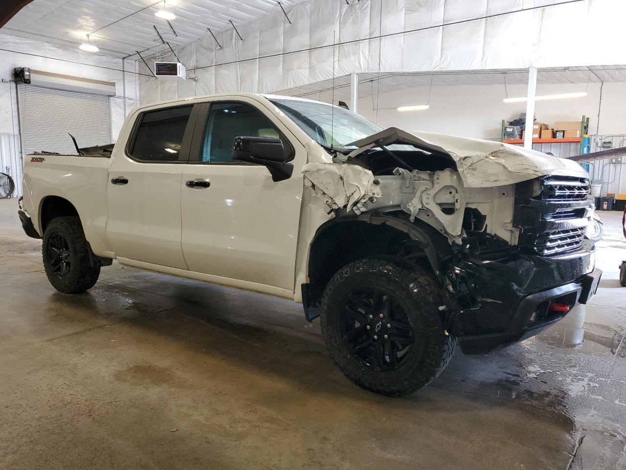 2021 Chevrolet Silverado K1500 Lt Trail Boss - Image 4