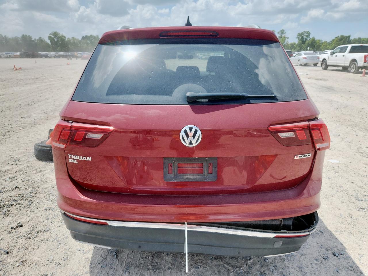 2019 Volkswagen Tiguan Sel Premium - Image 6