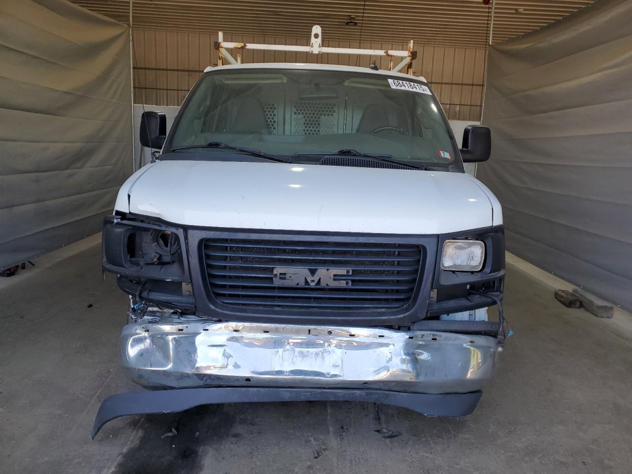 2017 GMC Savana G2500 - Фото 5