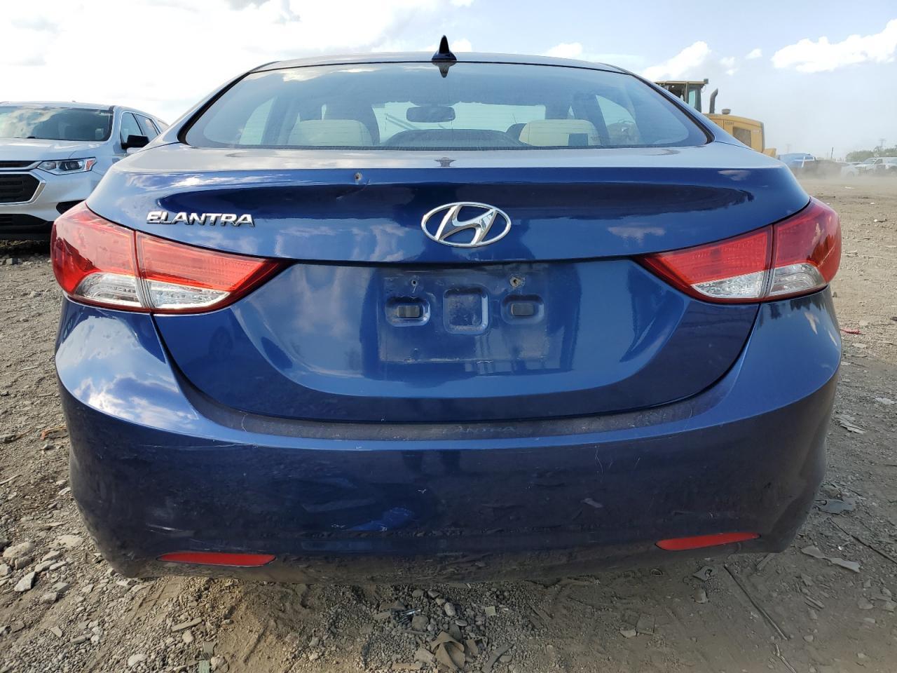 2013 Hyundai Elantra Gls - Image 6