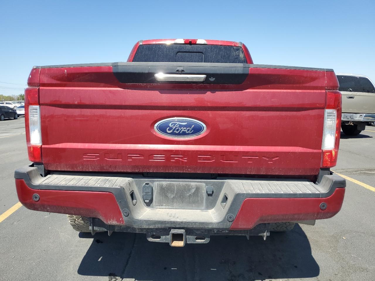 2019 Ford F250 Super Duty - Фото 6
