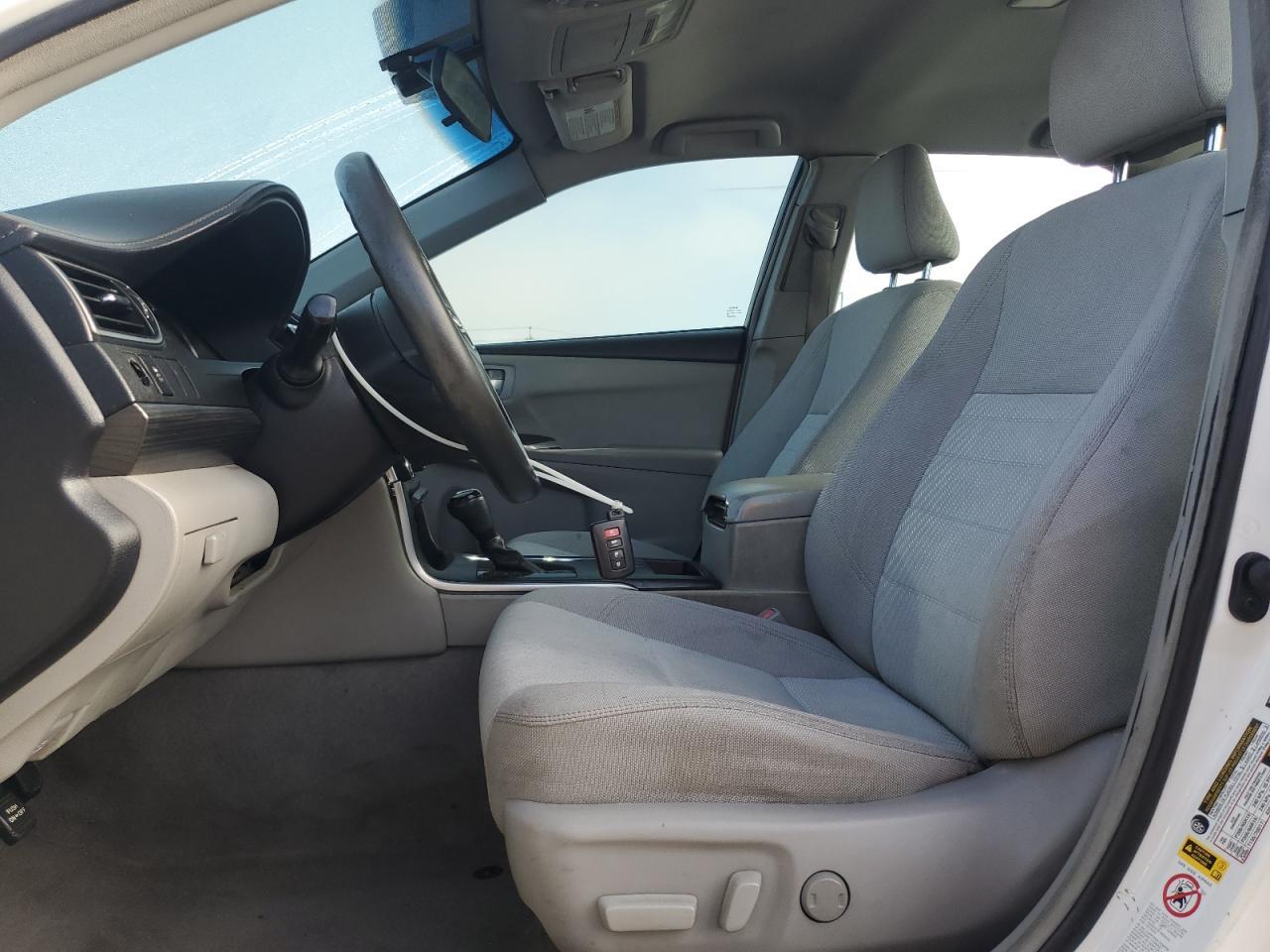 2015 Toyota Camry Hybrid - Фото 7