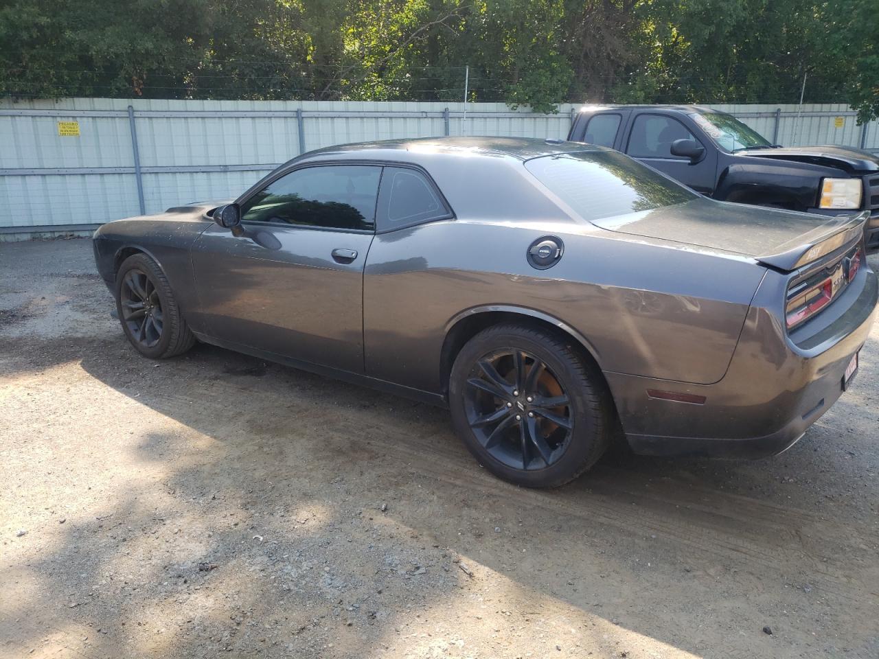 2020 Dodge Challenger Sxt - Фото 2