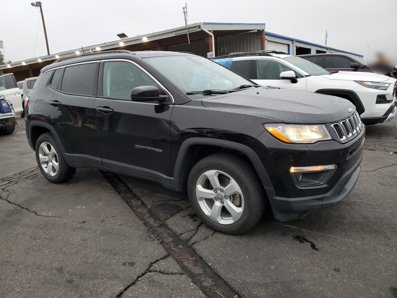 2020 Jeep Compass Latitude - Image 4