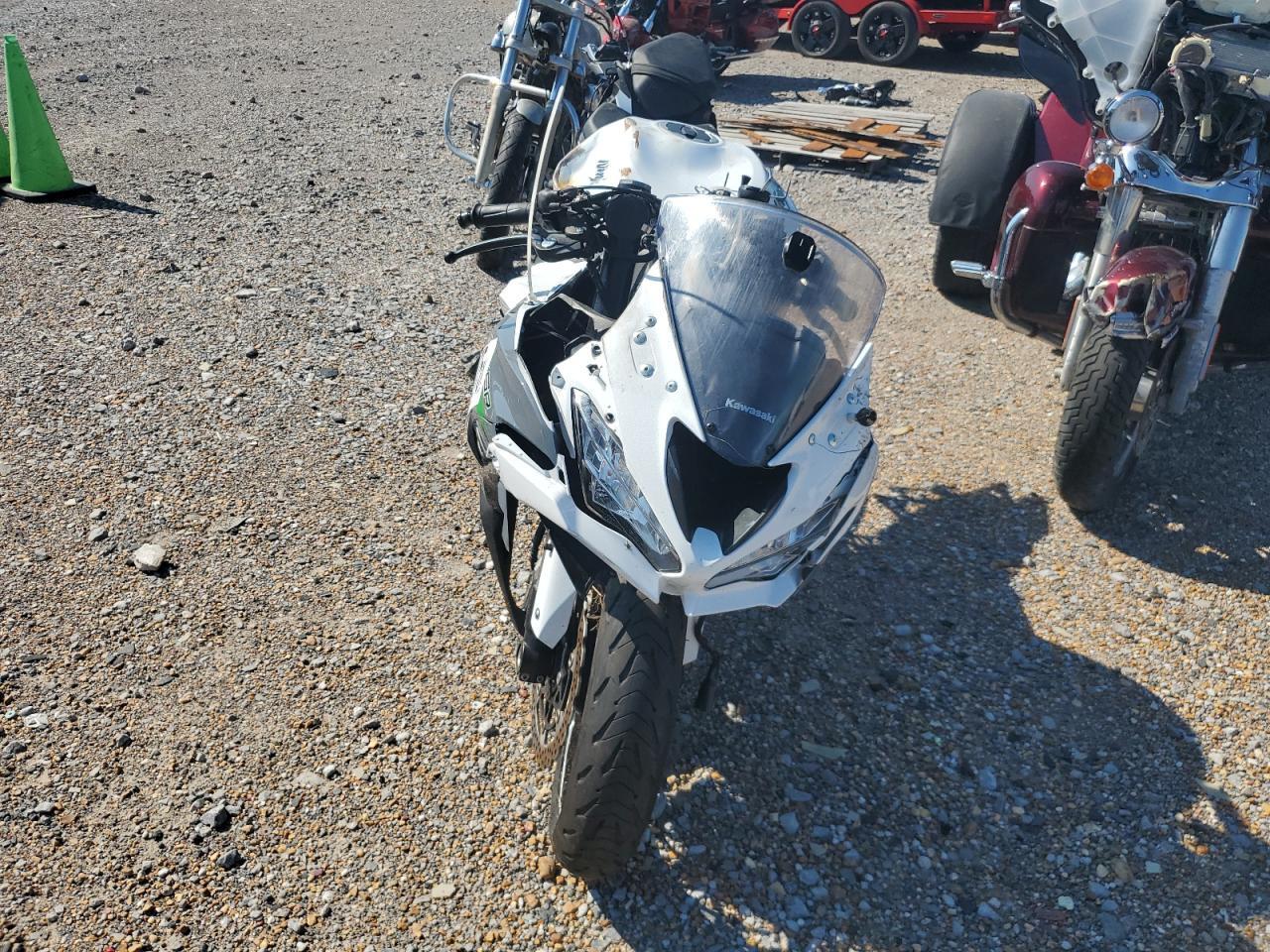 2021 Kawasaki Zx636 K - Image 2