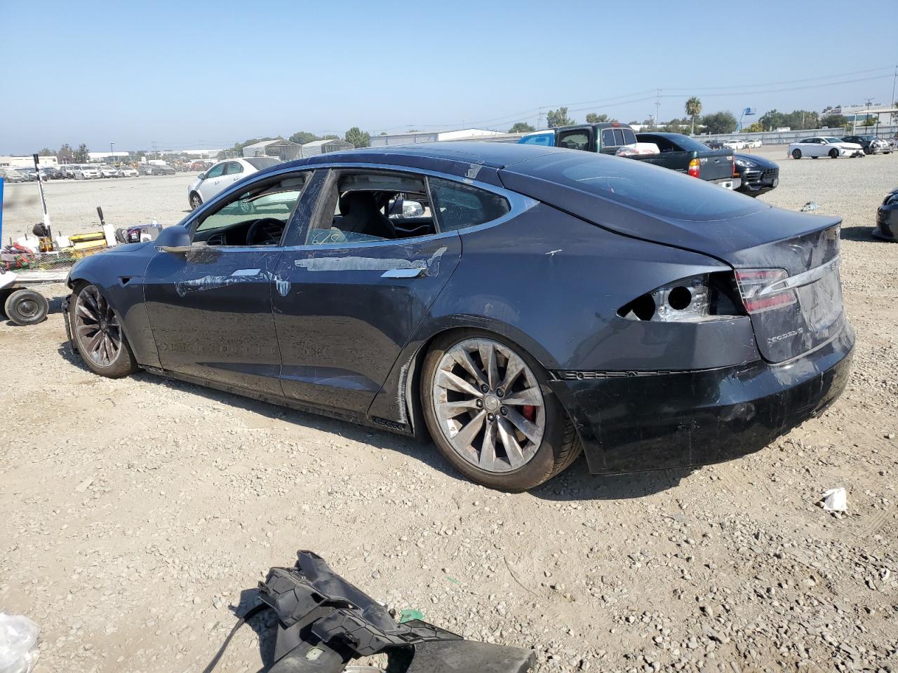 2016 Tesla Model S - Фото 2