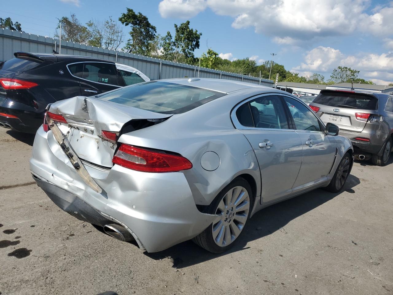2009 Jaguar Xf Premium Luxury - Фото 3