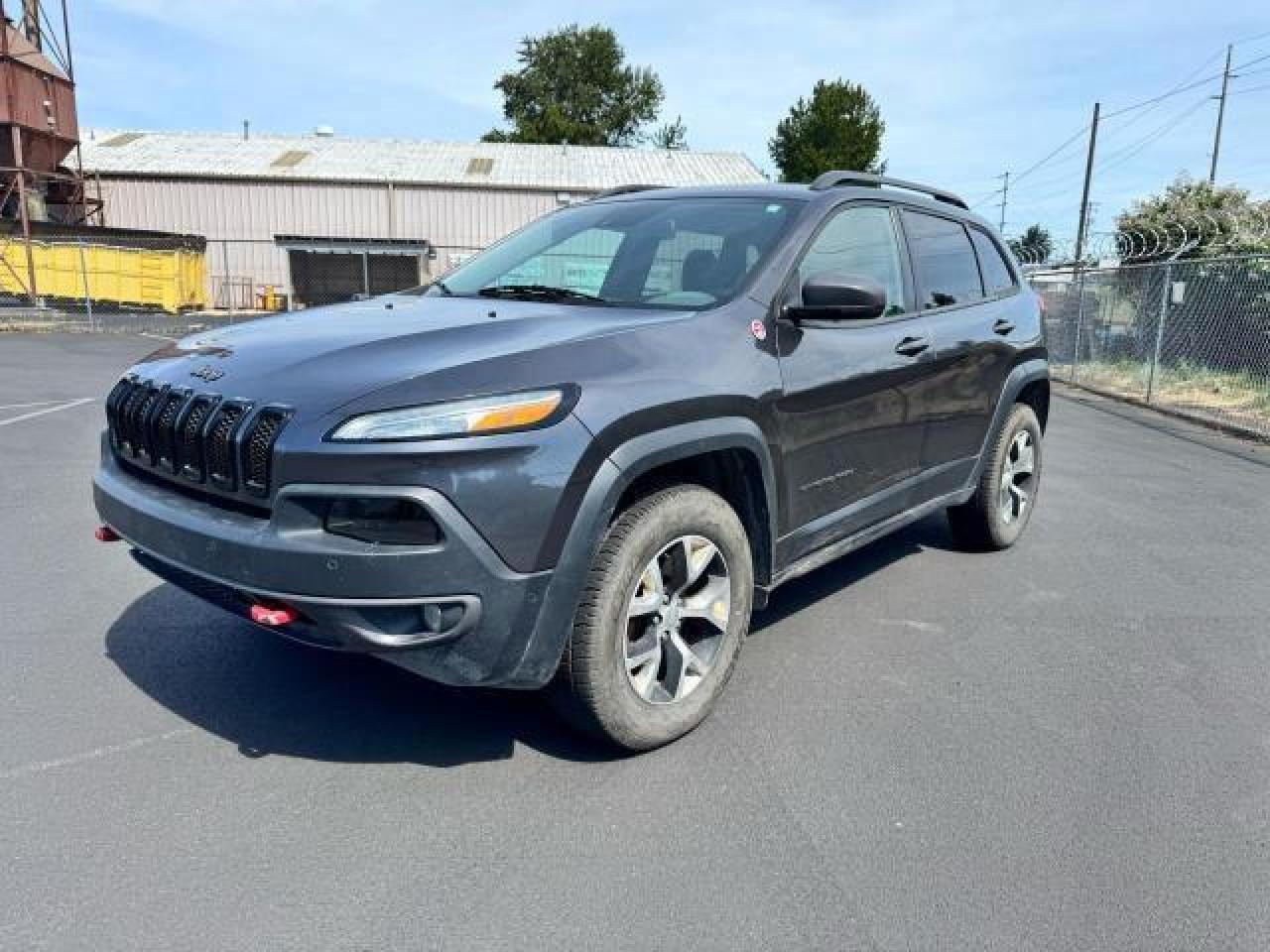 2018 Jeep Cherokee Trailhawk - Фото 2