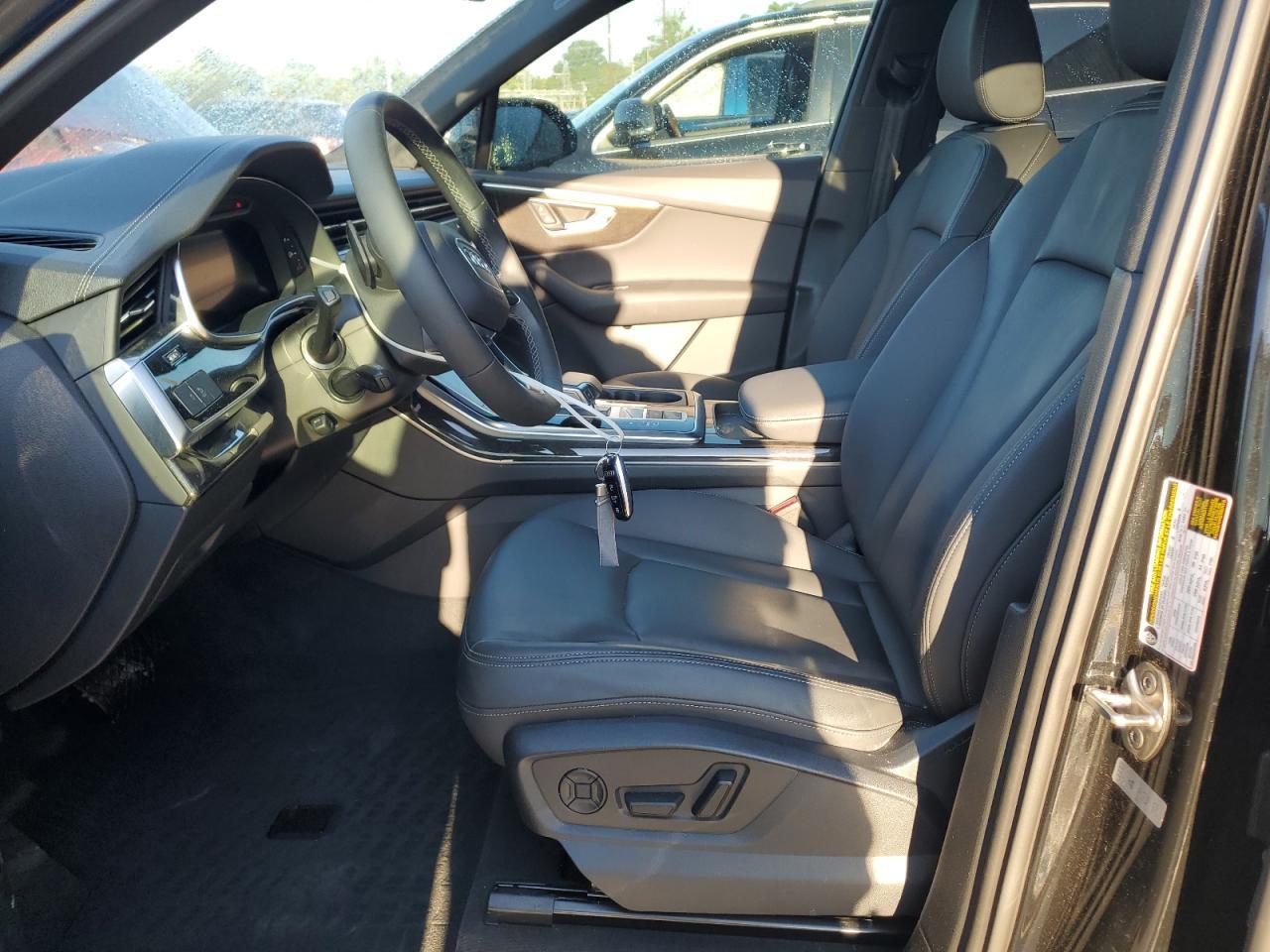 2025 Audi Q7 Premium - Image 7