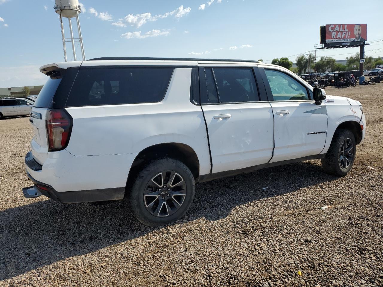 2021 Chevrolet Suburban K1500 Z71 - Фото 3