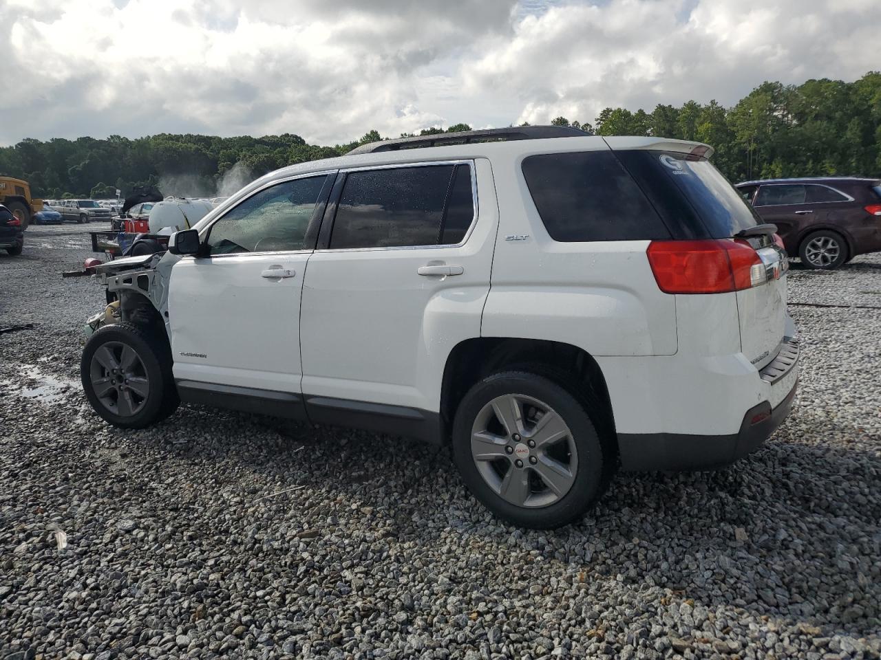 2014 GMC Terrain Slt - Image 2
