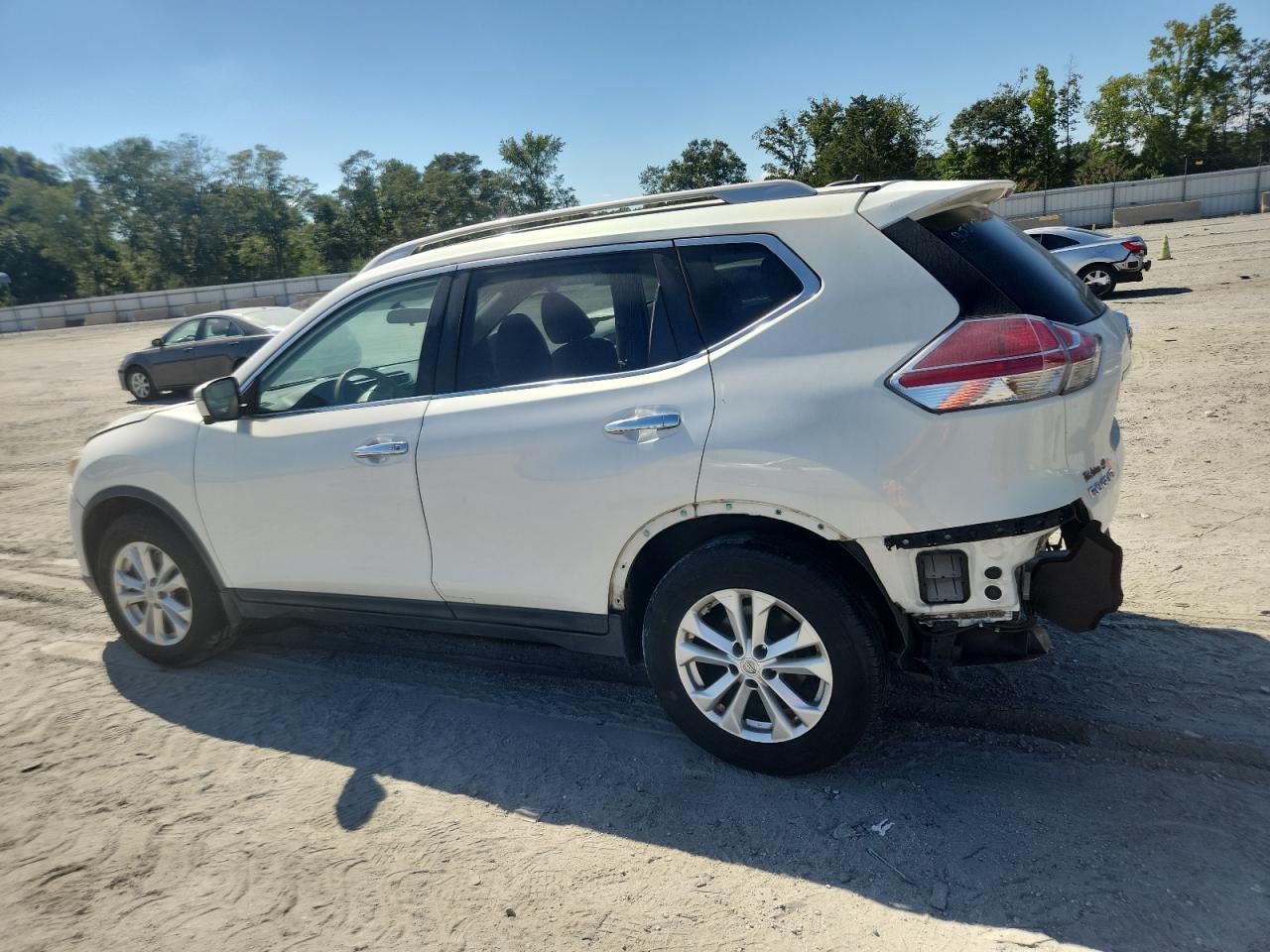 2014 Nissan Rogue S - Фото 2