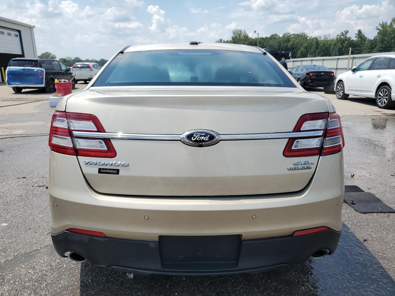 2017 Ford Taurus Sel - Фото 6