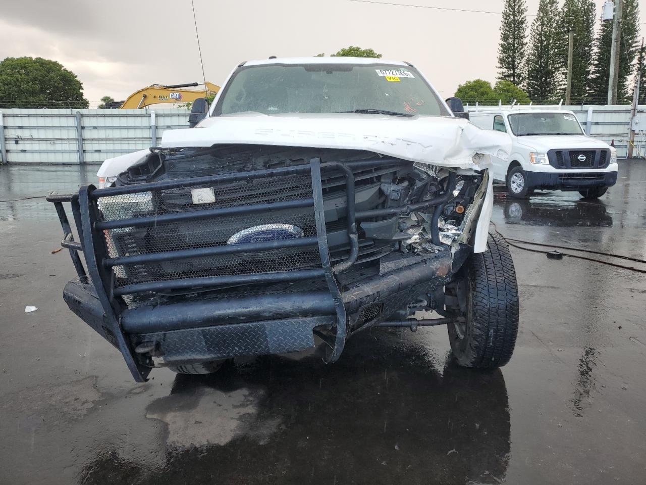 2017 Ford F250 Super Duty - Image 5