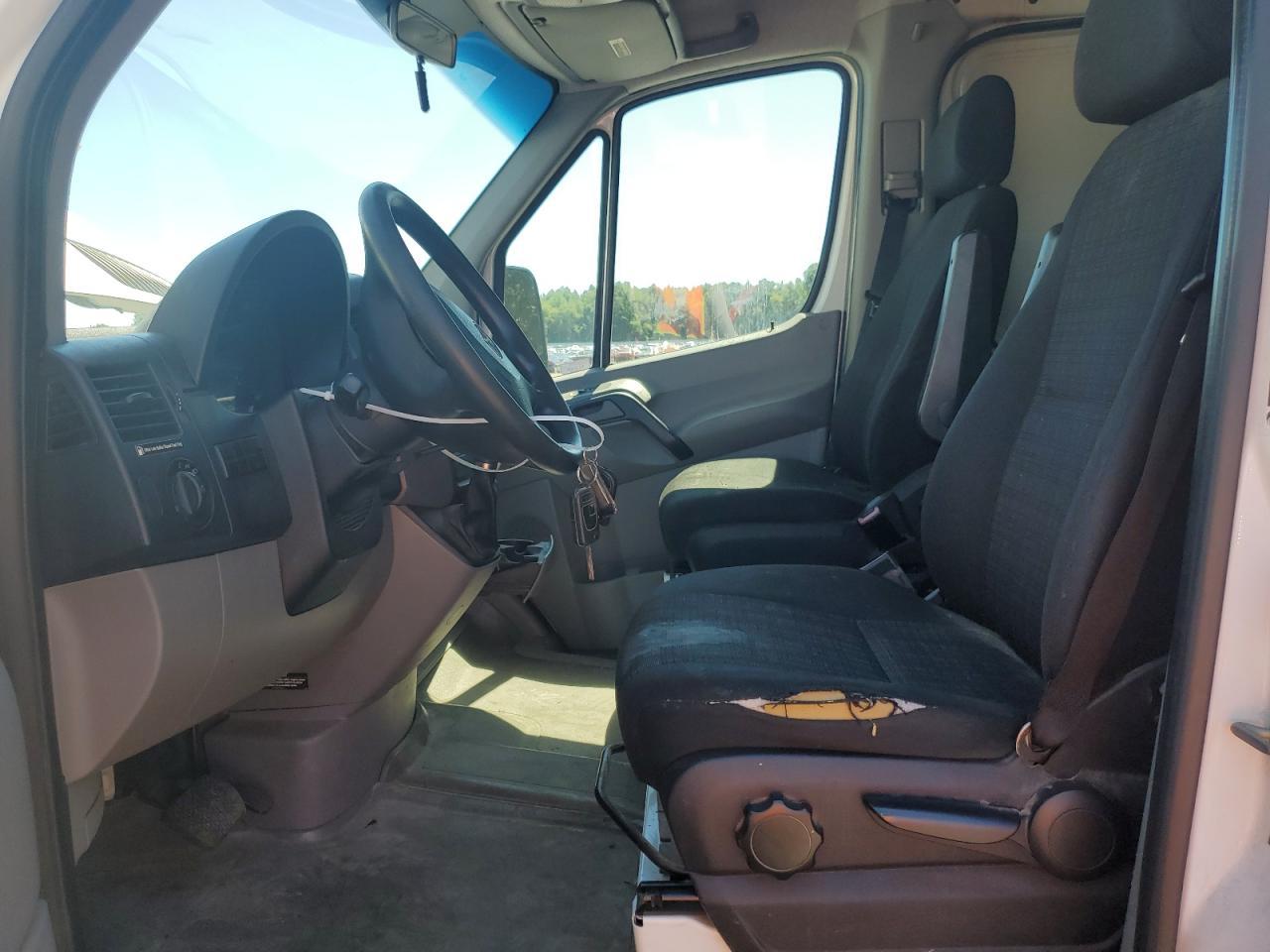 2015 Mercedes-Benz Sprinter 2500 - Фото 7