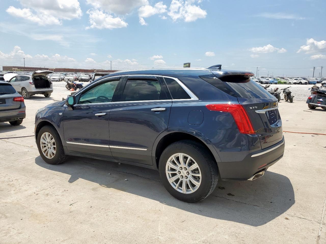 2019 Cadillac Xt5 - Image 2