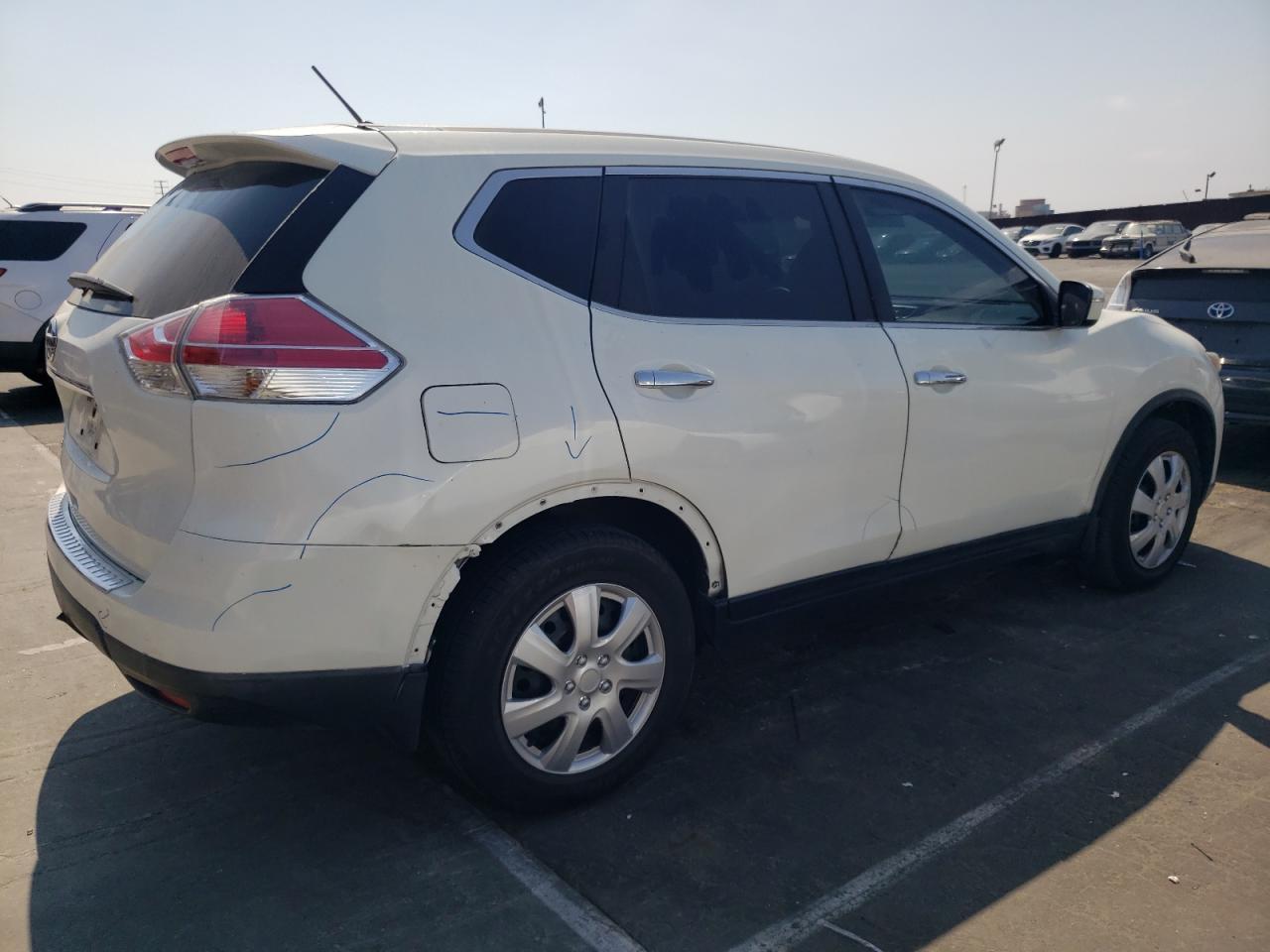 2015 Niss Rogue S - Фото 3