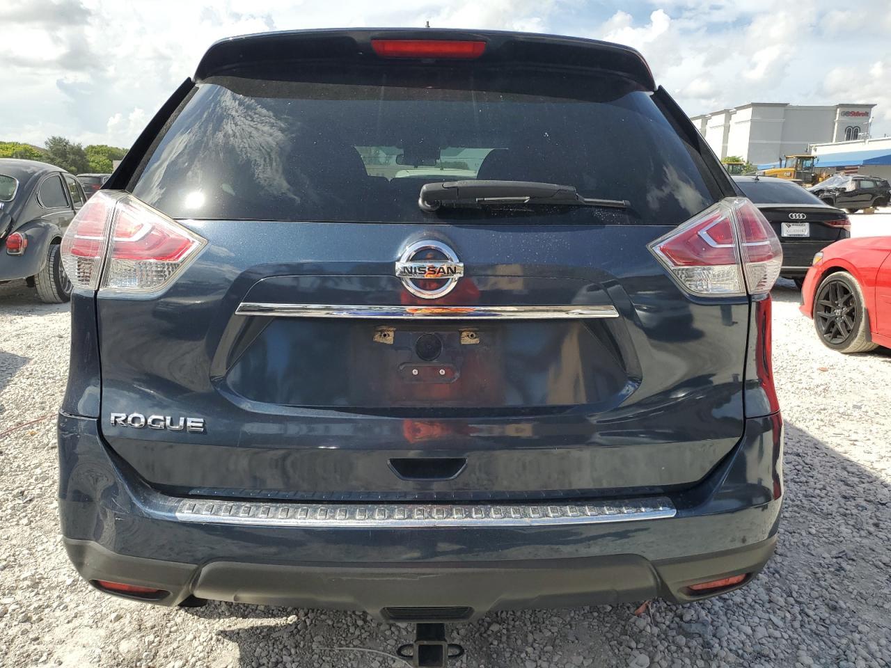 2016 Nissan Rogue S - Фото 6