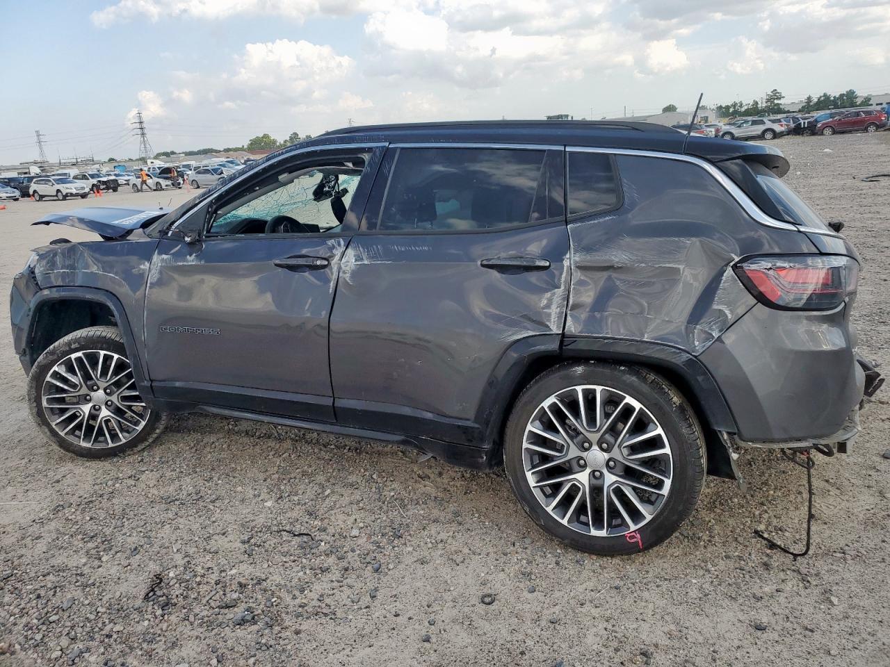 2022 Jeep Compass Limited - Фото 2