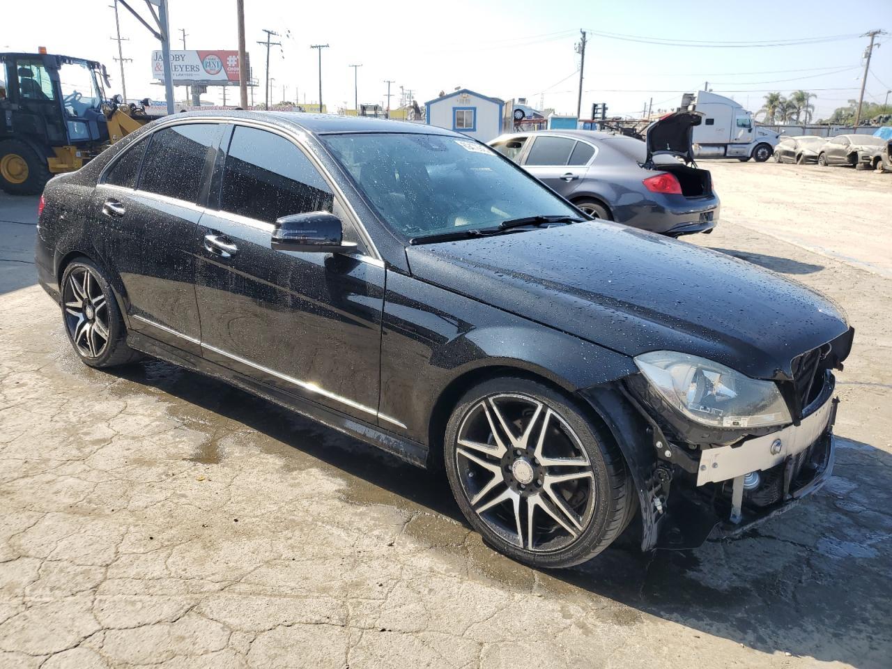2013 Mercedes-Benz C 250 - Фото 4