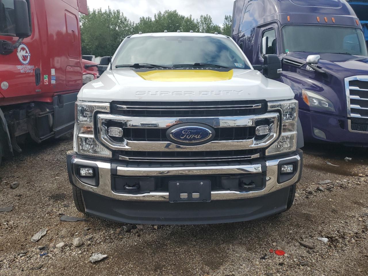 2022 Ford F550 Super Duty - Фото 5