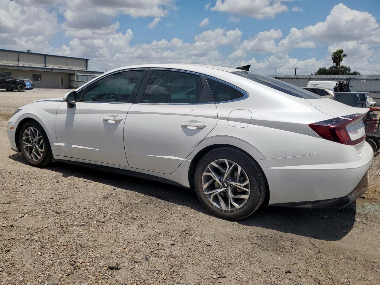 2022 Hyundai Sonata Sel - Фото 2