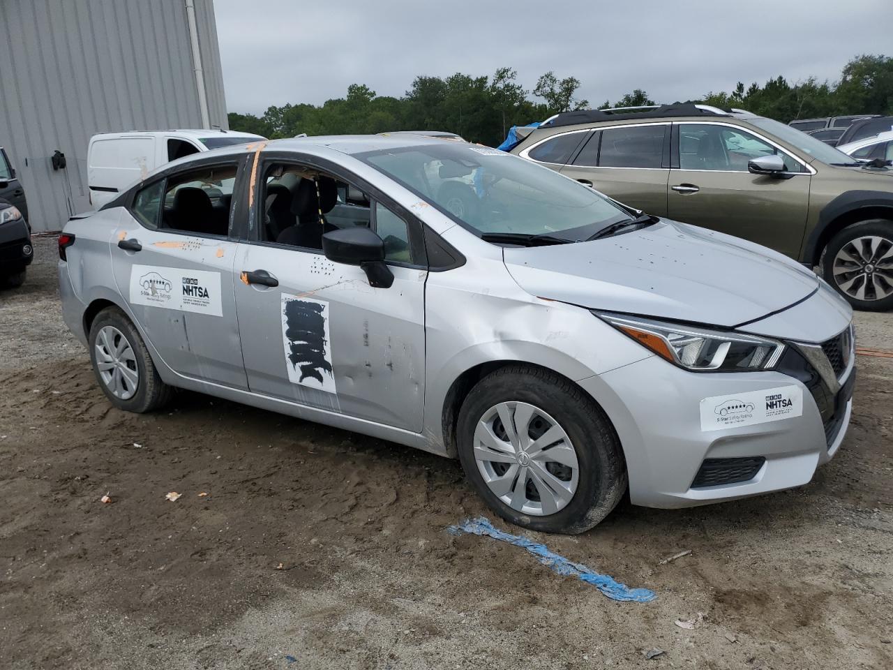 2020 Nissan Versa S - Image 4